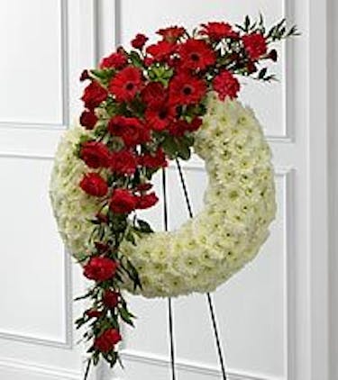 Graceful Funeral Flower Wreath Ft Worth Sympathy Flowers